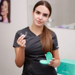 Скільки часу треба носити елайнери?