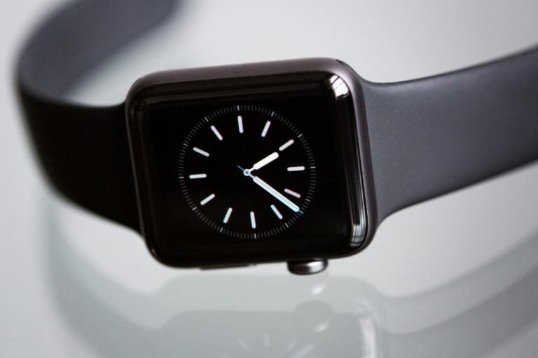 Ремешки для Apple Watch: какие материалы самые удобные и стильные