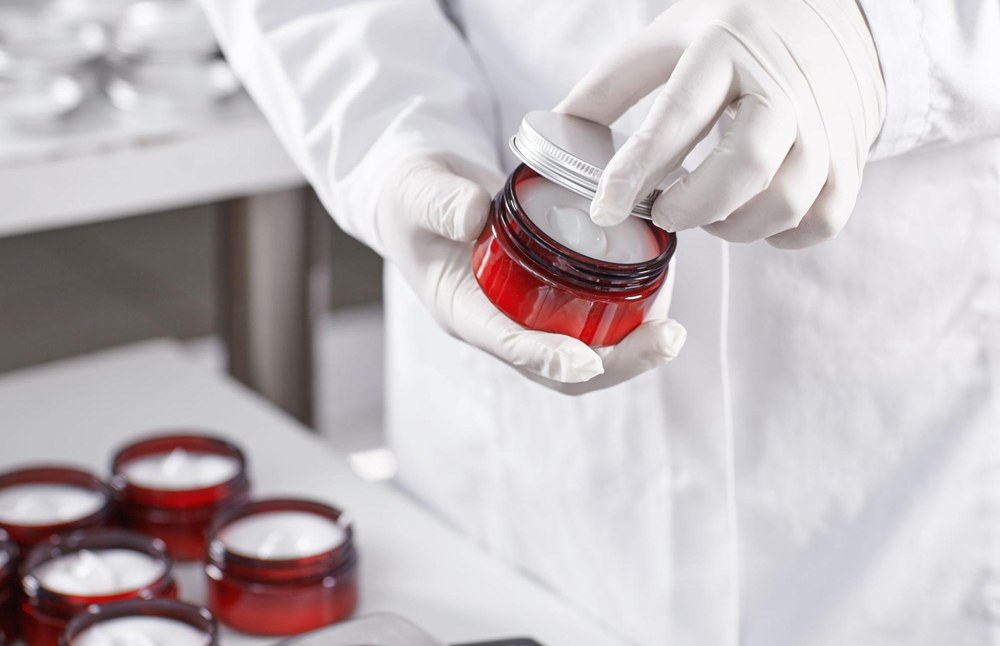 Как происходит разработка рецептуры косметики