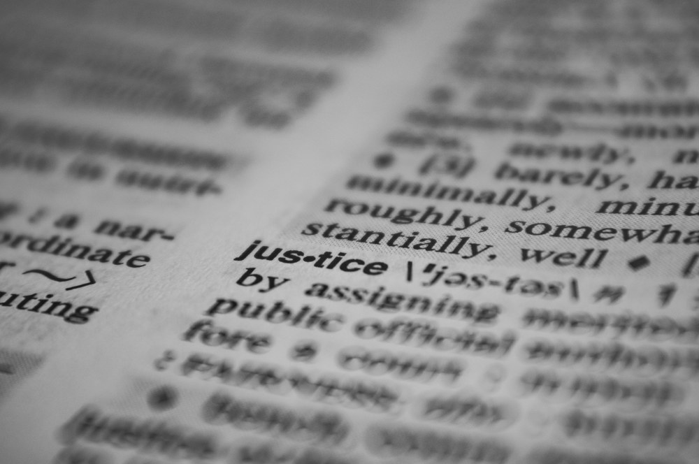 Професійний переклад документів у Києві від бюро перекладів «ЛЕВ»