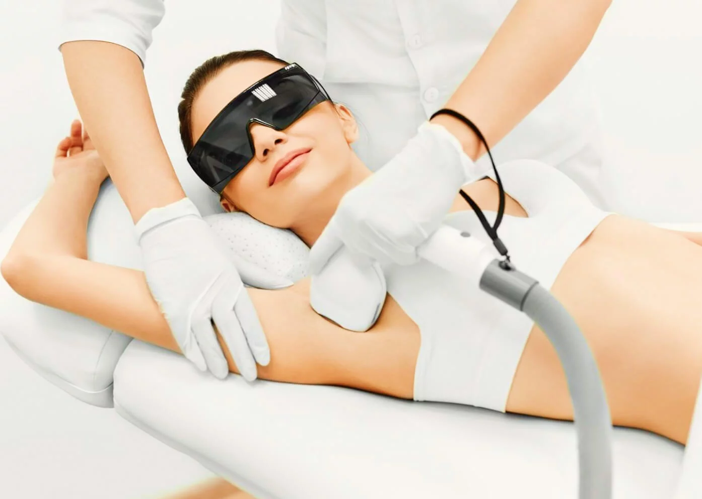 Чи дійсно шкідлива лазерна епіляція: пояснення експертів