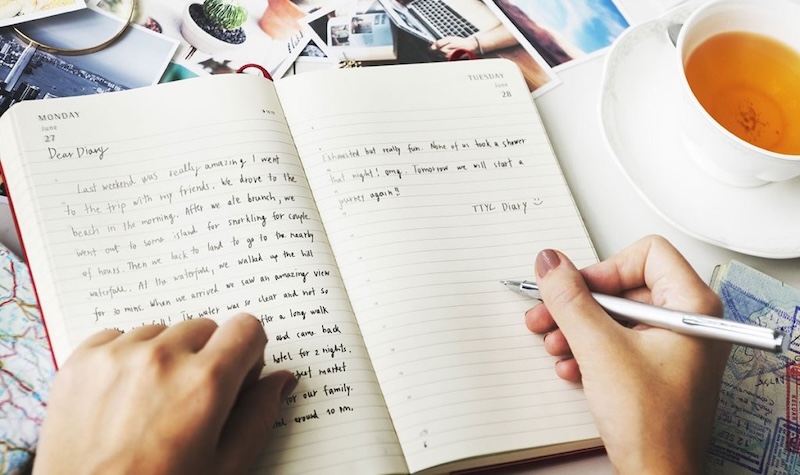 Гігантський чи гіганський: як правильно пишеться слово