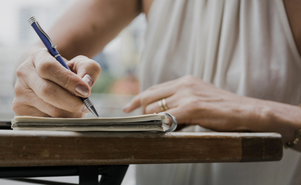 Як правильно пишеться слово “беладона” у новому правописі