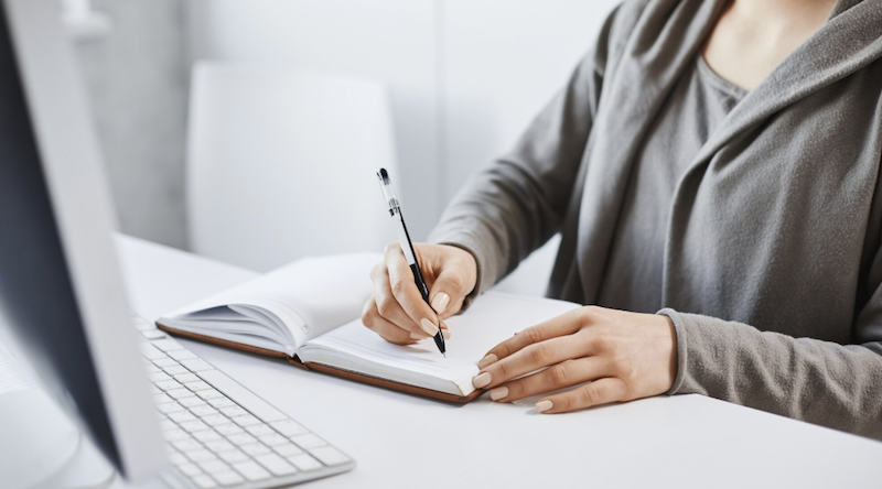 До сьогодні, по сьогодні чи до сьогоднішнього дня: як правильно писати українською